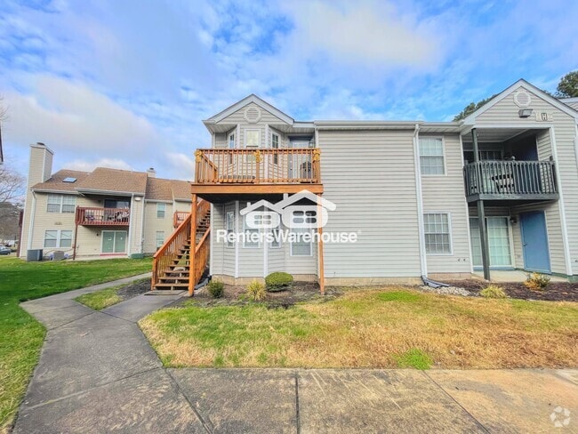 Building Photo - 3704 Towne Point Road Unit A