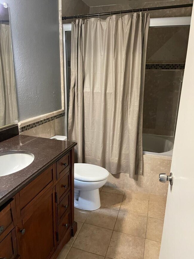Foto del edificio - 2296 Meadowgate Way
