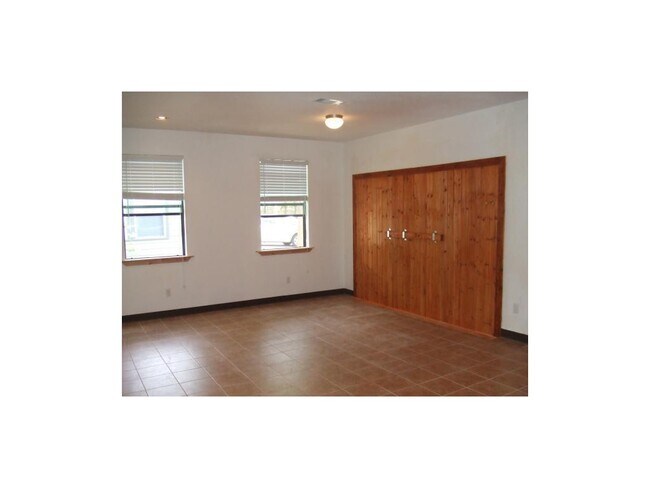 Foto del edificio - 407 W 35th St