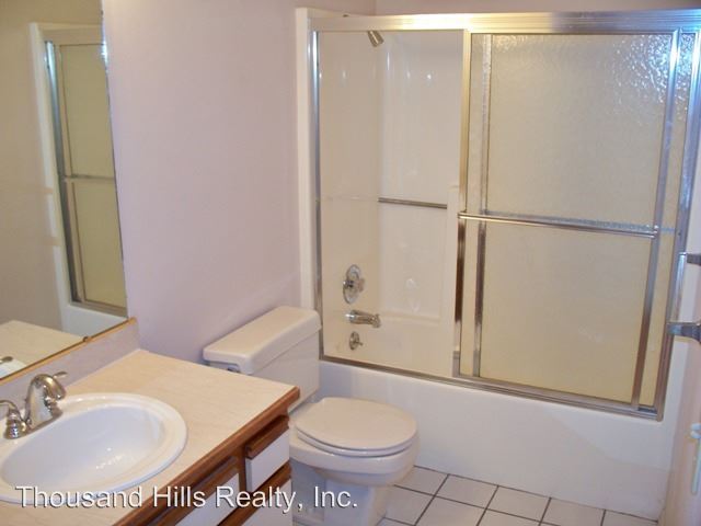 Building Photo - 112 Overlook Dr