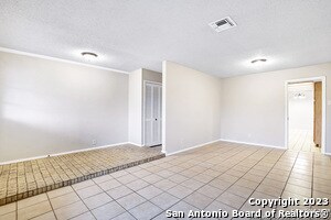 Foto del edificio - 8138 Raritan St