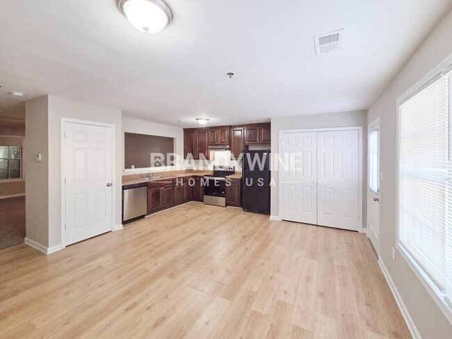 Building Photo - 8596 Webb Rd