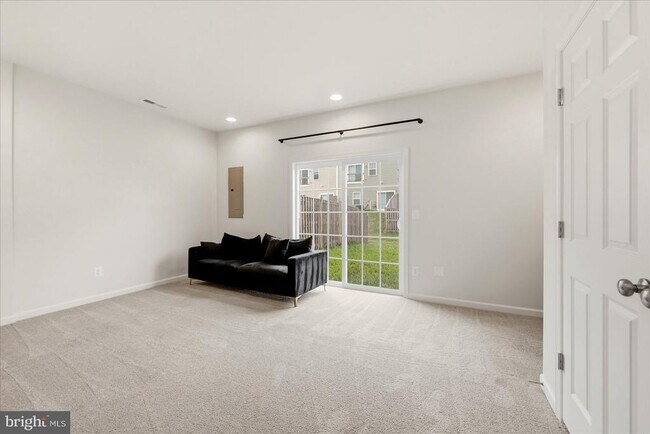 Foto del edificio - 246 Norland Knoll Dr