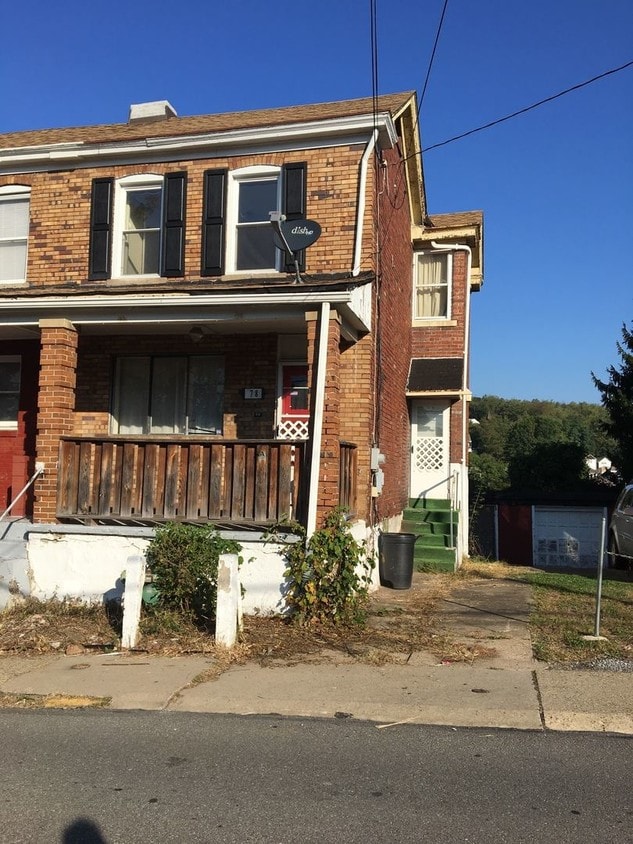 78 Harlem Ave, McKees Rocks, PA 15136 House for Rent in McKees Rocks