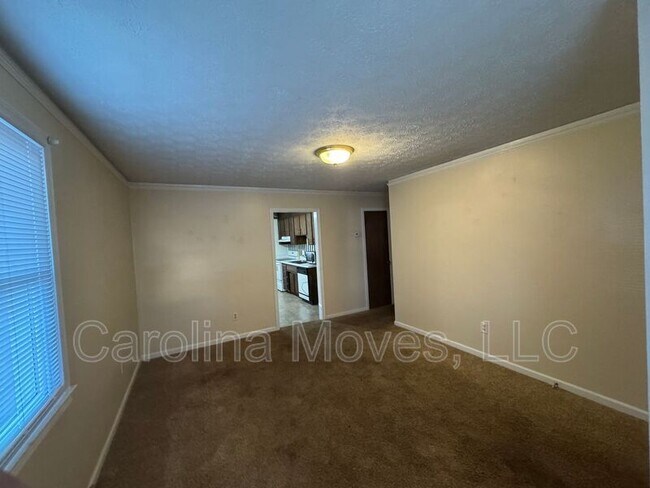 Foto del edificio - 115 Wardview Ave