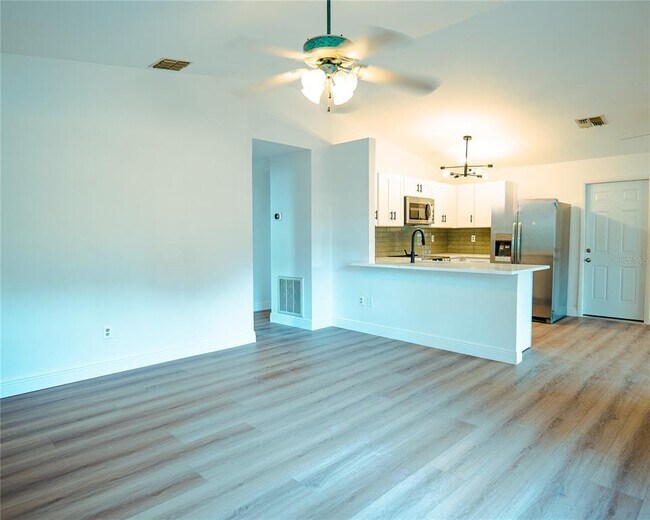 Foto del edificio - 1262 Jeffords St