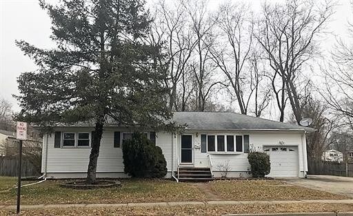 Primary Photo - 114 Snowhill St