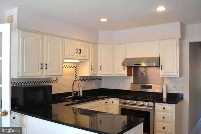 Foto del edificio - 7407 Crestberry Ln