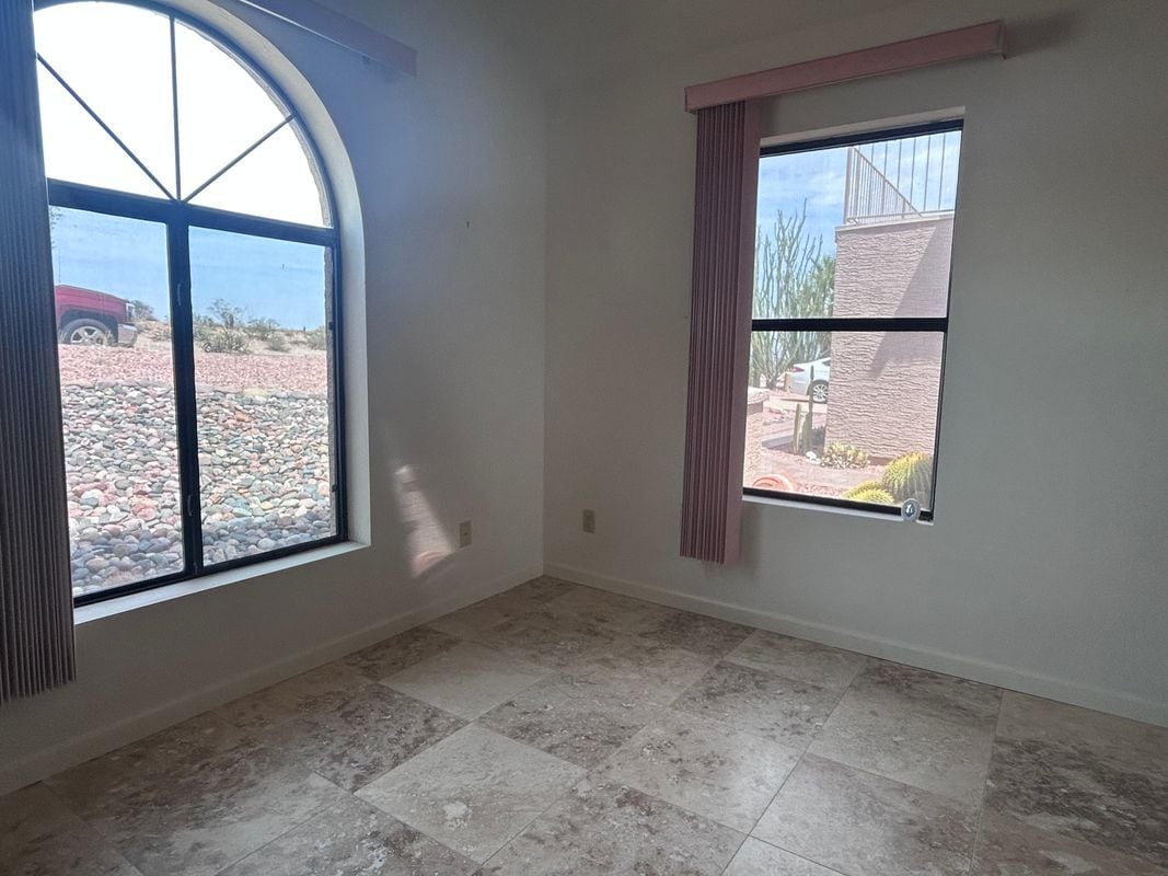 Building Photo - 15489 E Palisades Blvd