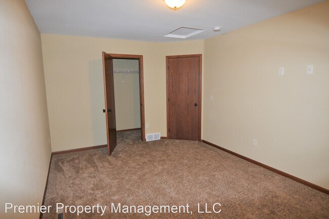 Building Photo - 2174 Liberty Glen Loop