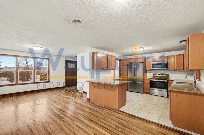 Foto del edificio - 1820 S Greenville Rd