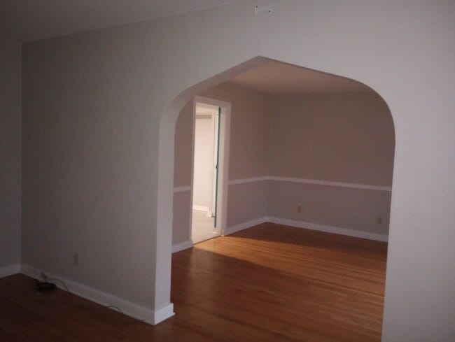 Building Photo - 50637 Portage Rd