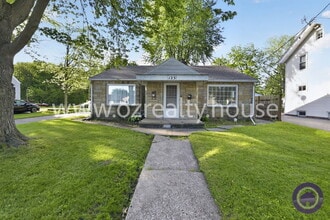 Building Photo - 123 S Masters Ct