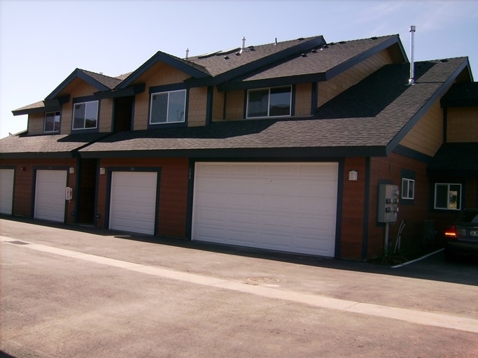Primary Photo - 16662 N Profit Cir