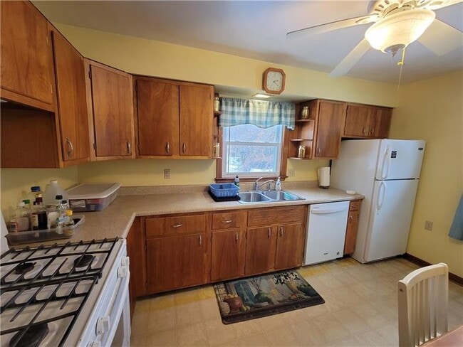 Photo - 302 South Dr House