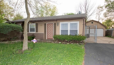 Building Photo - 129 S Orchard Dr Building Photo - 129 S Orchard Dr