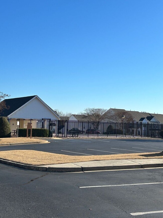 Building Photo - Greer, 2BD/2.5BA, 1476SF
