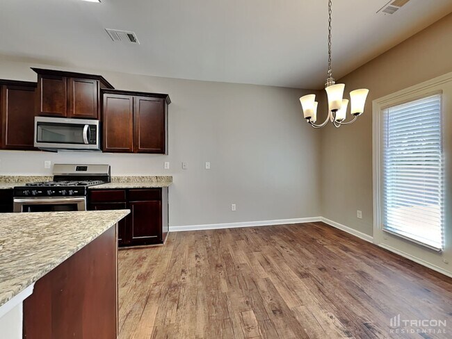 Foto del edificio - 307 Heritage Club Cir