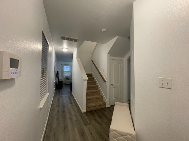 Building Photo - 11133 Panther Ct