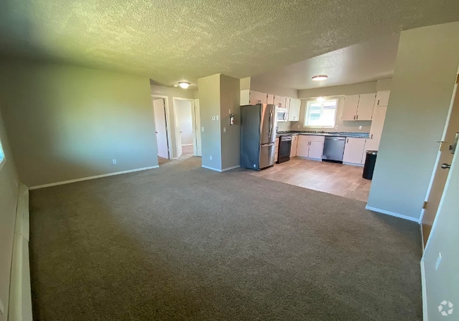 Building Photo - 1103 Karluk St