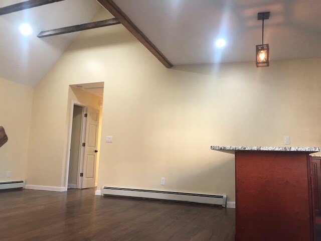 LR - 74 Sussex Ave