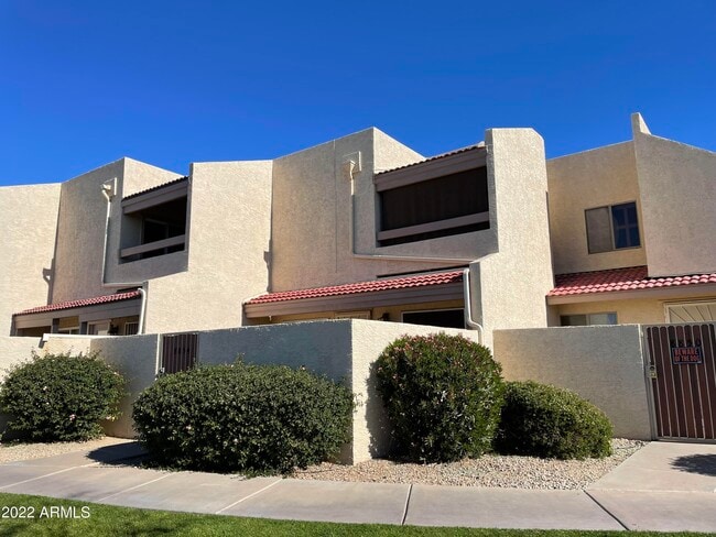 Building Photo - 8854 N 47th Ln