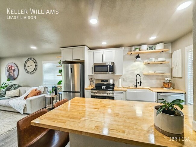 Foto del edificio - 4205 N Carefree Cir