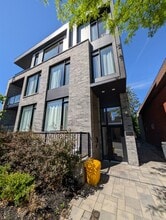 Building Photo - 4 Champlain Ave