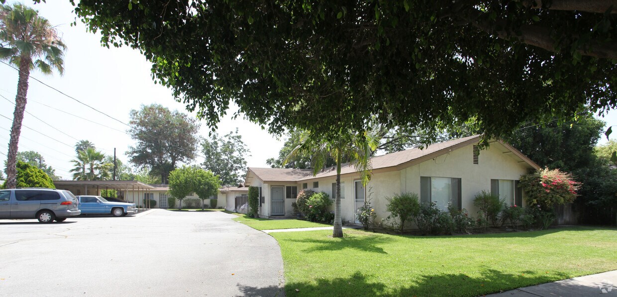 Foto principal - 1720 5th Ave