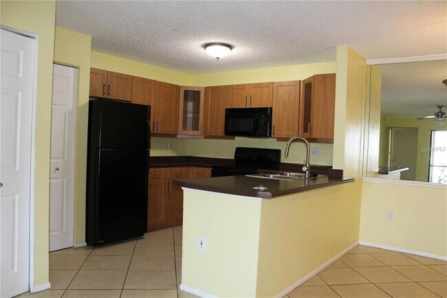 Foto del edificio - 5696 Baywater Dr