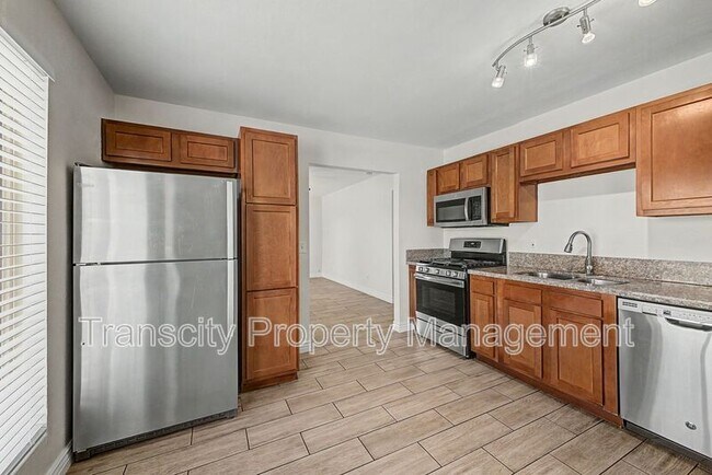 Foto del edificio - 4328 E Saint Catherine Ave