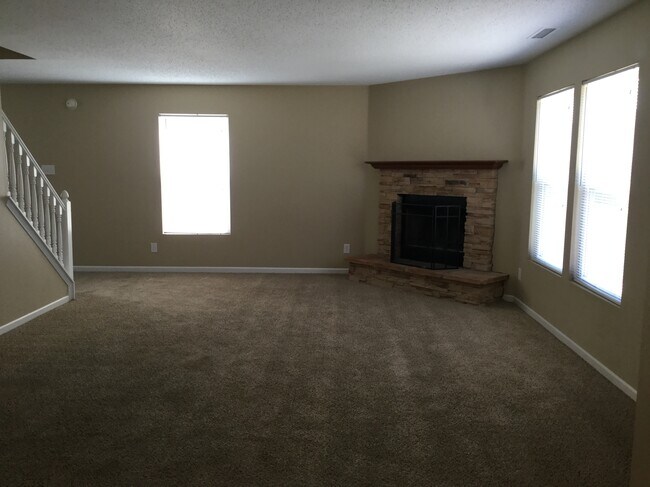 Foto del edificio - 10905 Inspiration Drive