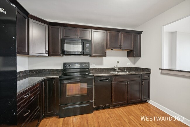 Photo - 1636 N Wells-1108 Apartment