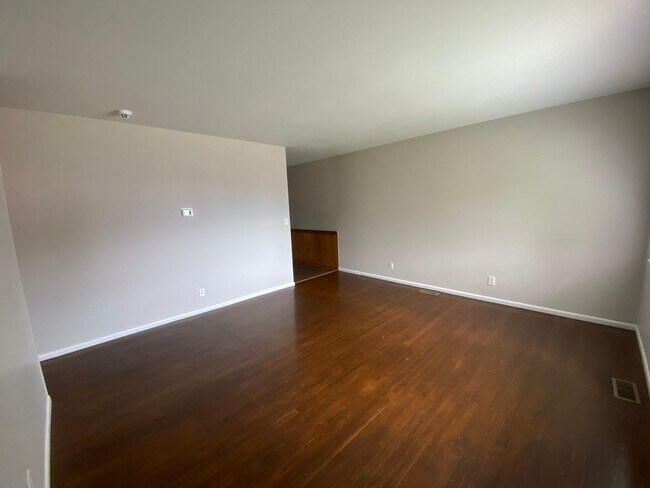 Foto del edificio - Welcome to Blueberry Hills located off Nicholasville Rd     20260615
