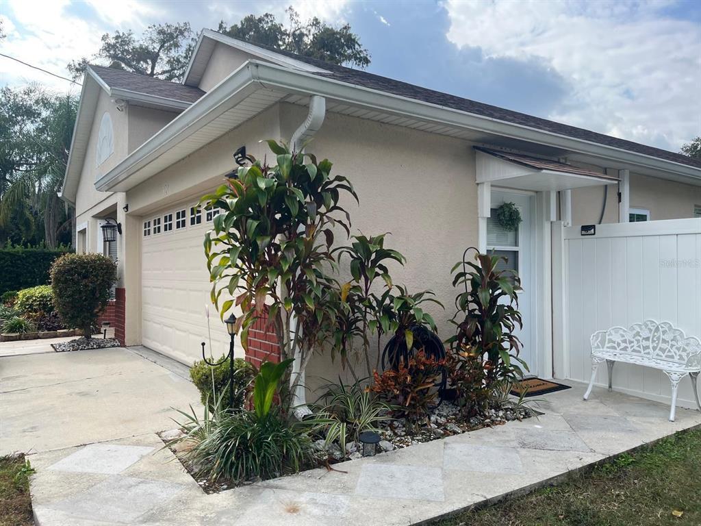 Primary Photo - 320 Orange Ave