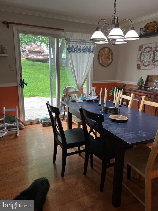 Foto del edificio - 204 Hampton Dr