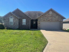 Building Photo - 5282 E Blaine St