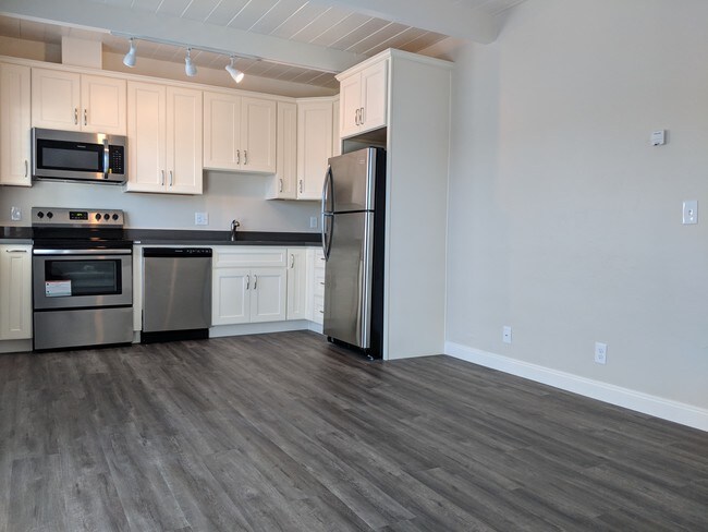 2761 Grant St Unit 11, Concord, CA 94520 Apartment for