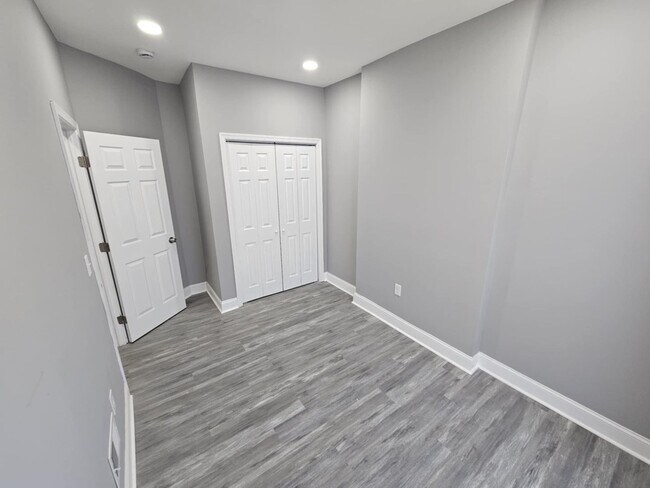 Building Photo - 1345 Herkimer St