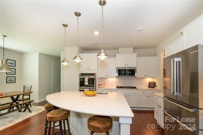 Foto del edificio - 12110 Westbranch Pkwy