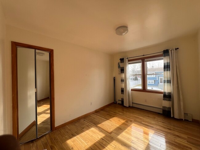 Building Photo - 31 Orne St