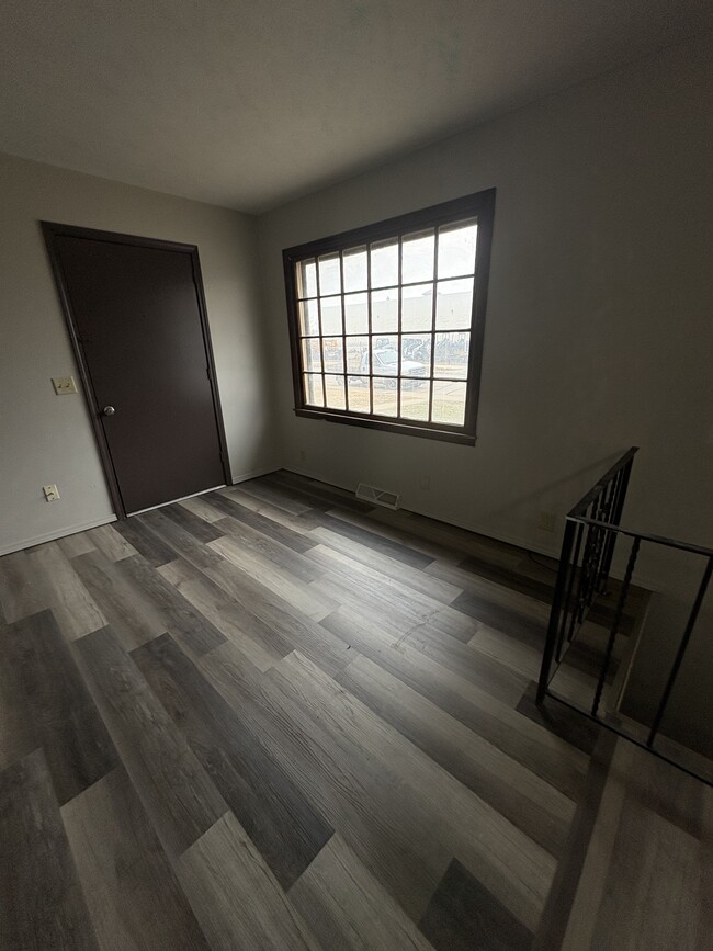 Foto del edificio - 925 Greeley Ave