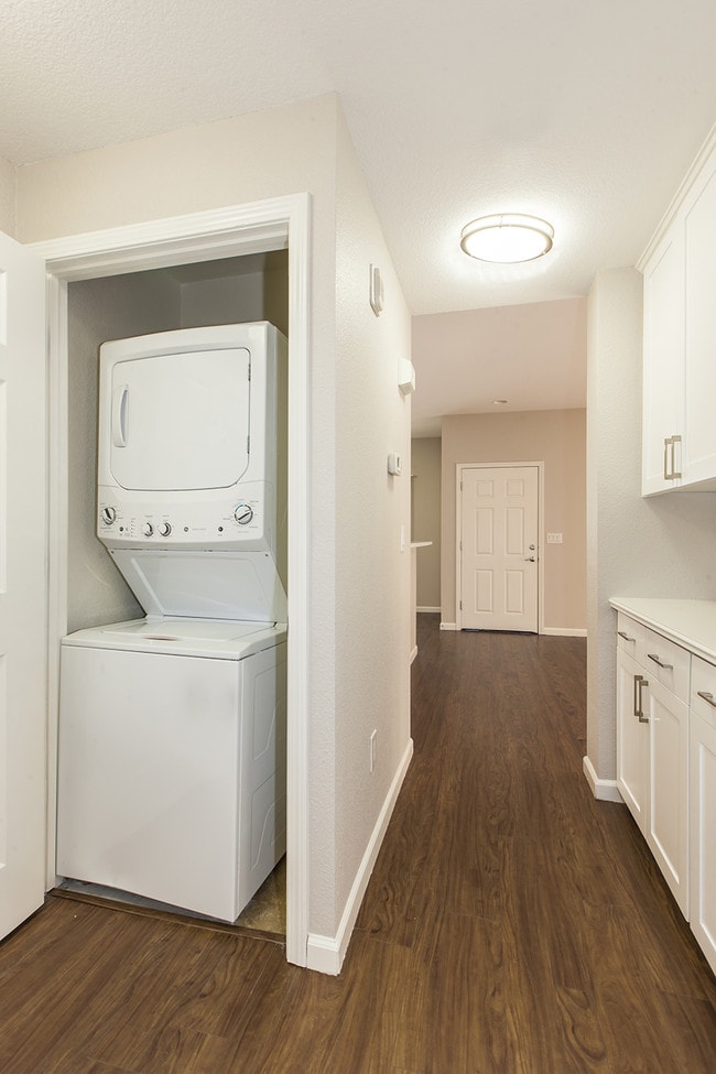 IMT Pleasant Hill Apartments Pleasant Hill, CA