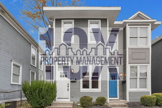 Building Photo - 1116 Summit St