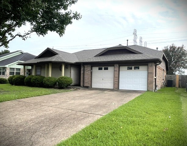Building Photo - 15734 Roxton Ridge Dr