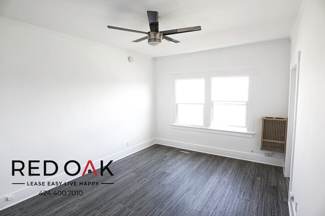 Foto del edificio - 527 W 15th St