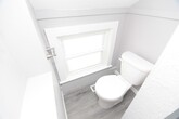 Foto principal - Modern 4-Bedroom Home with Ample Parking &...