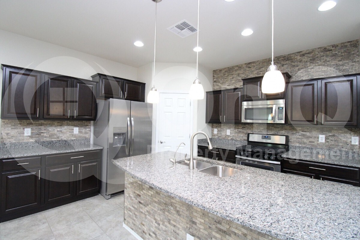 Foto principal - 5629 W Montebello Way