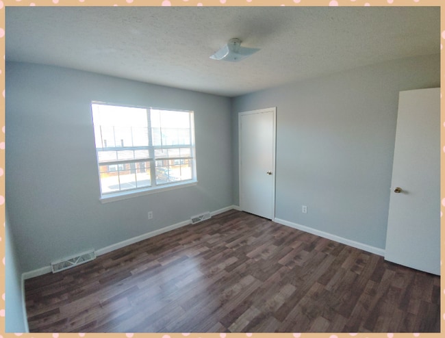 Building Photo - 74 Duiguid Dr