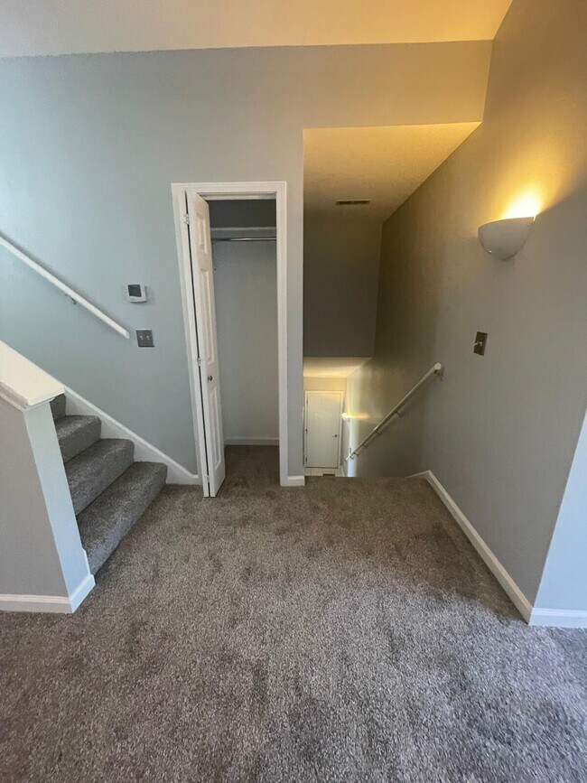 Foto del edificio - N17W26887 E Fieldhack Dr